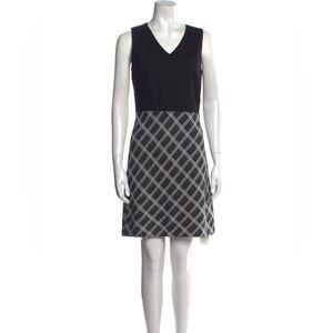 Theory Wool Bend Dress Size 0 perfect for Fall